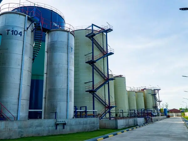 Nhà máy sản xuất dầu thực vật tinh luyện